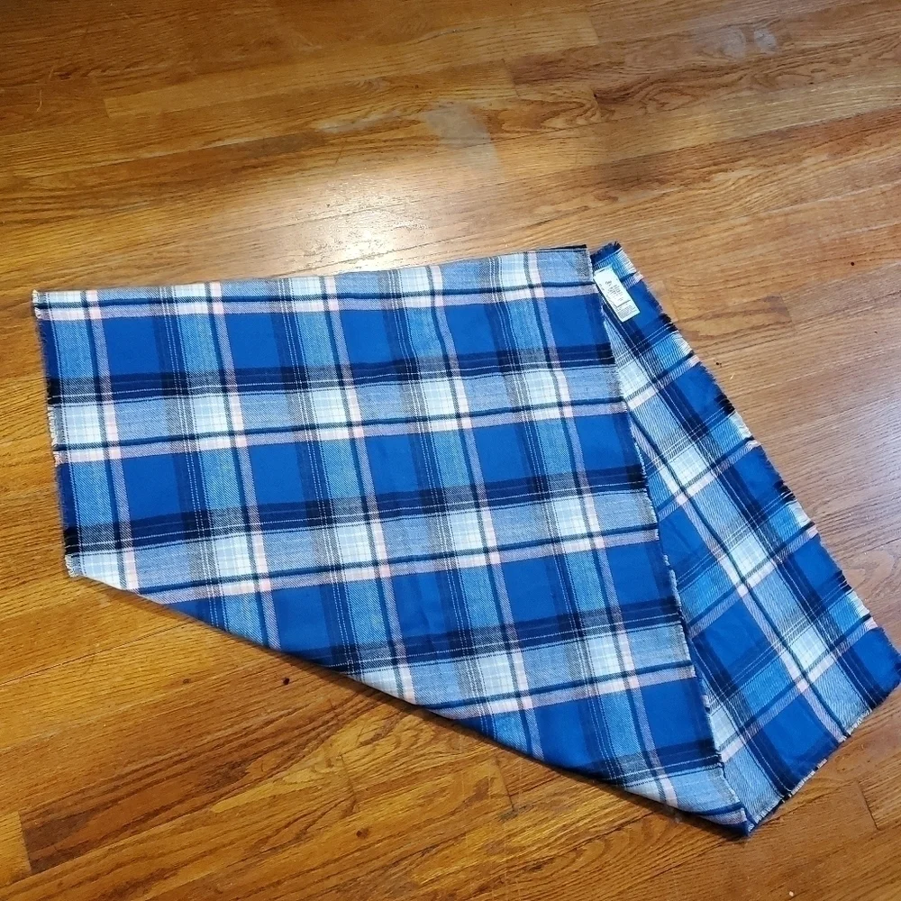 GAP plaid wrap